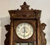 Ceas de perete vintage, mecanic, din lemn masiv sculptat
