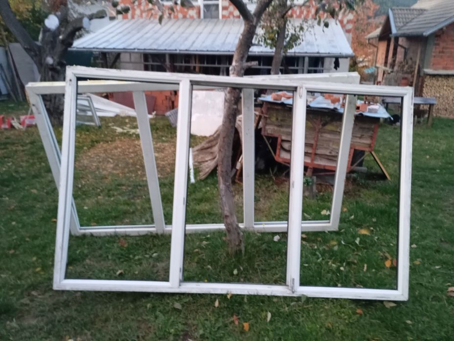 4броя Pvc дограма ПВЦ пвц в добро състояние