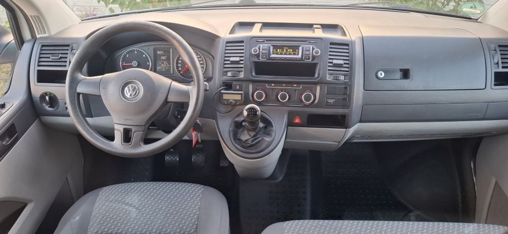 VW T5 Transporter 2013 A/C 2.0tdi soft close