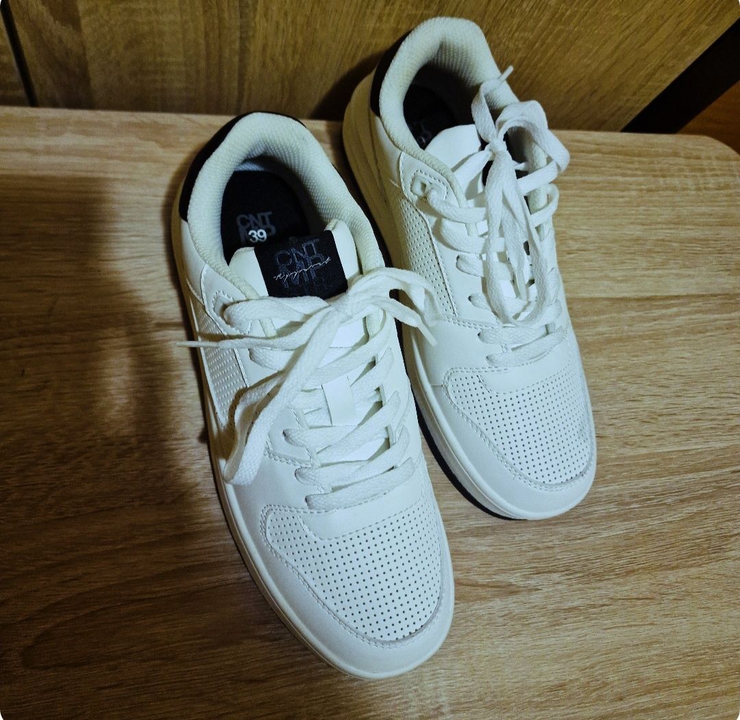 Adidași Bărbătești  39