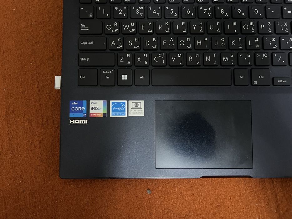 Kompyuter Asus igravoy