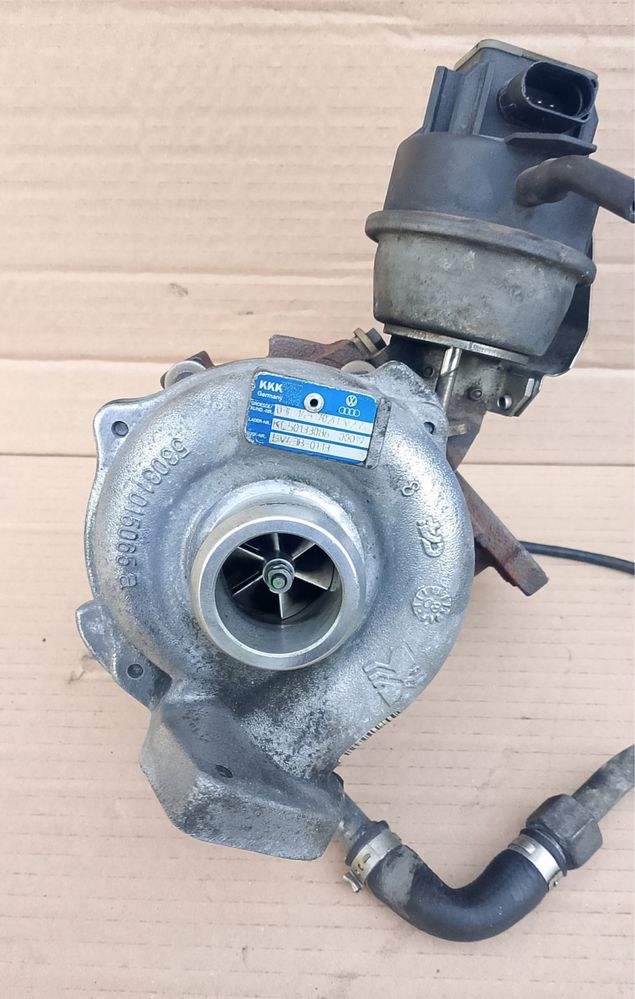 Turbo Audi A4 A5 A6 Q5 : 2.0 TDI CAG CAGA CAGB - 03L145702H