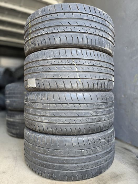 4x 235/45/18 VARA CONTINENTAL Stare impecabila