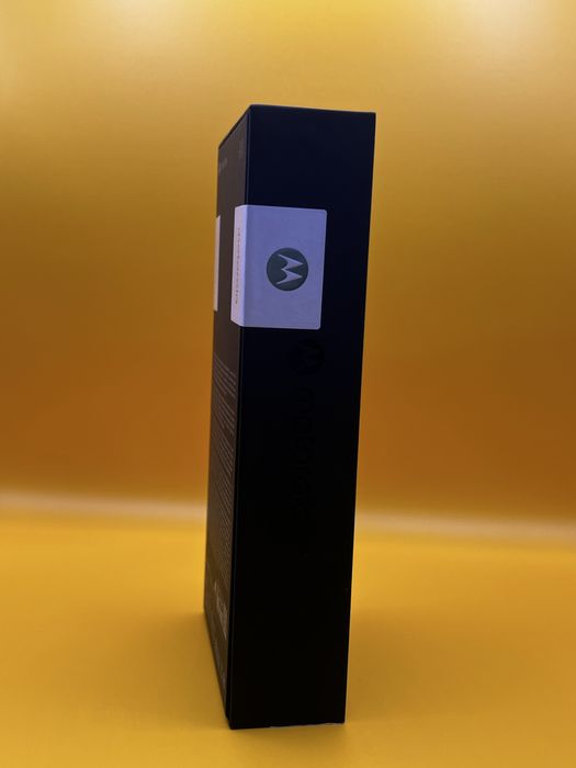 Нов! Motorola Razr 60 ULTRA 512 GB, RAM 16 GB, 5G