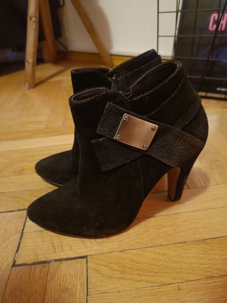 Botine piele întoarsă 35