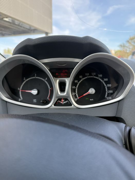 Ford fiesta 2009 1.6 diesel 180k km