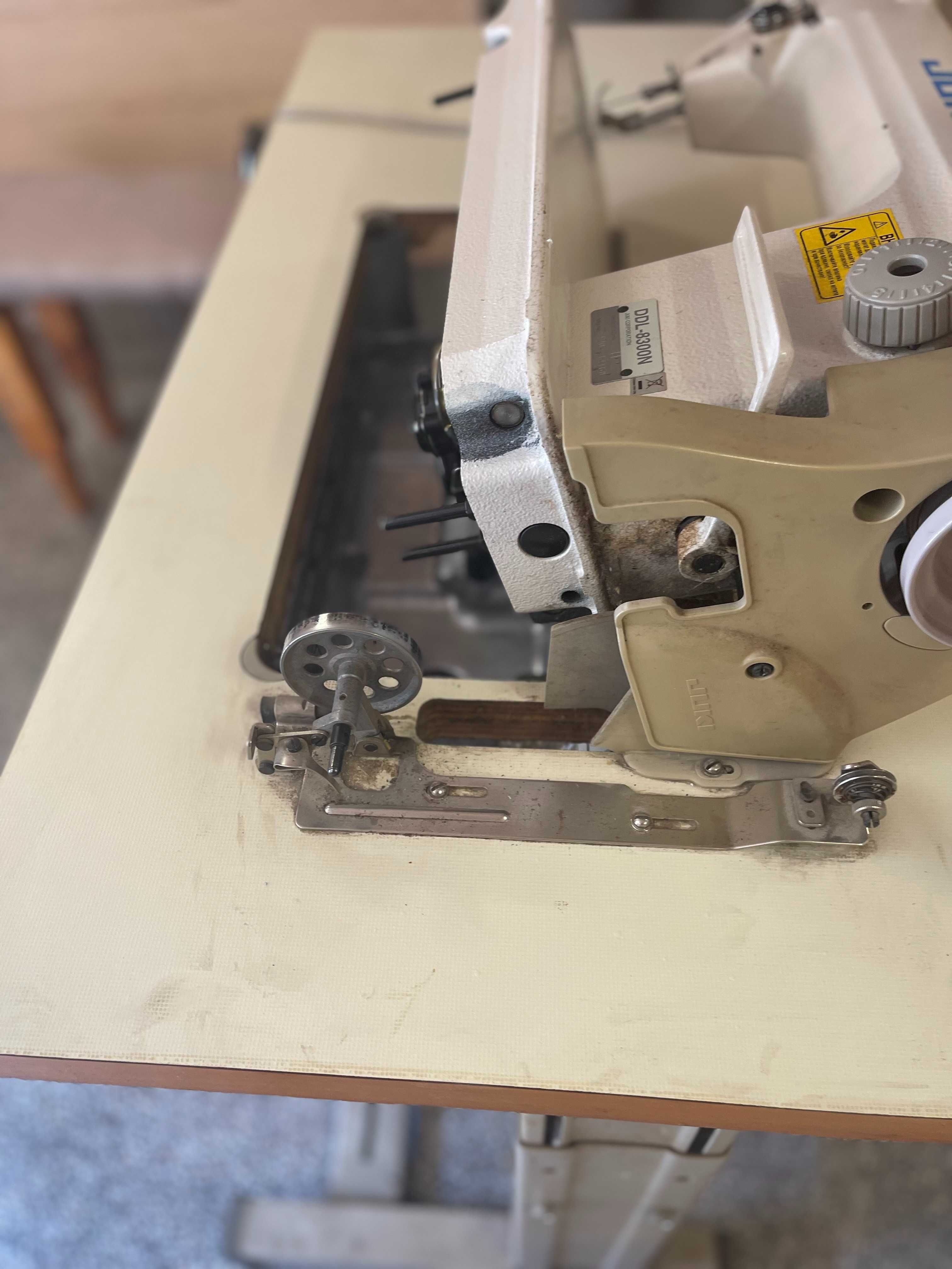 Профеионална шевна машина JUKI DDL 8300N