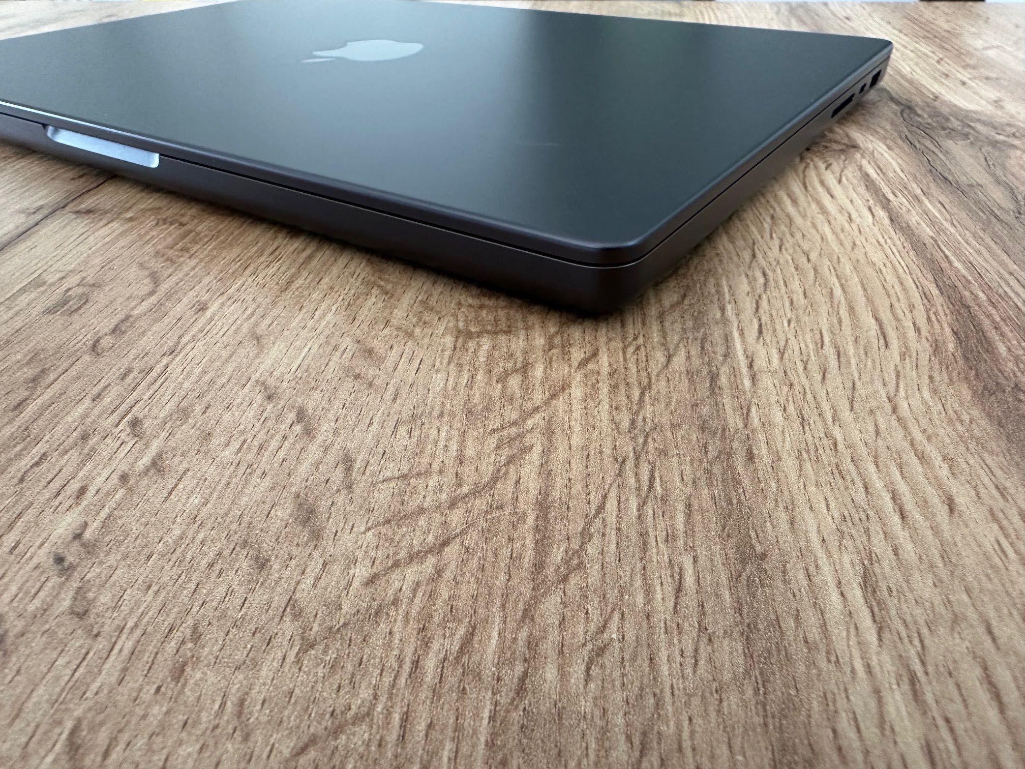 MacBook Pro 14" M4 PRO Chip 14-CPU/20-GPU/48RAM/512GB SSD