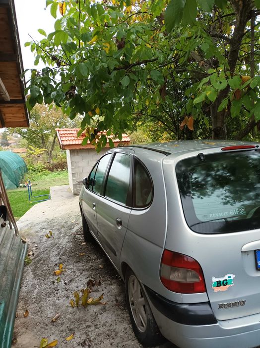 Кола за части renault cenik