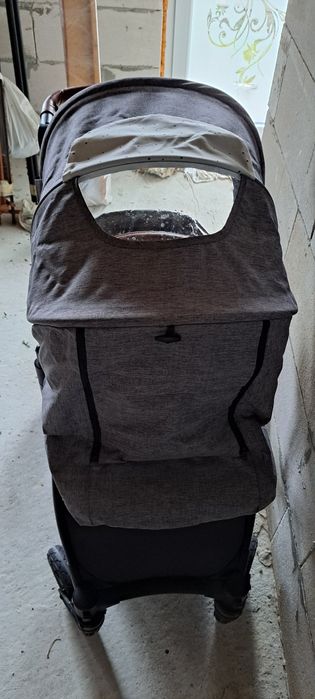 Cărucior de vanzare 2in1