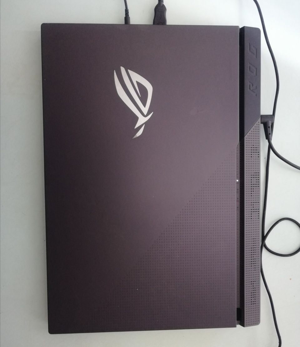 Продаётся ноутбук Asus Rog