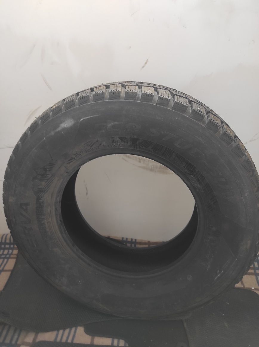 Зимние шины на внедорожник 265/70 R17 115S