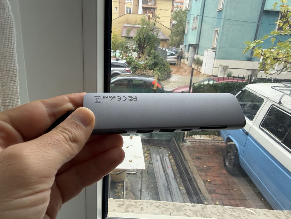 Satechi USB-C Aluminum Slim Multiport (тъмносив) - хъб/док за Macbook