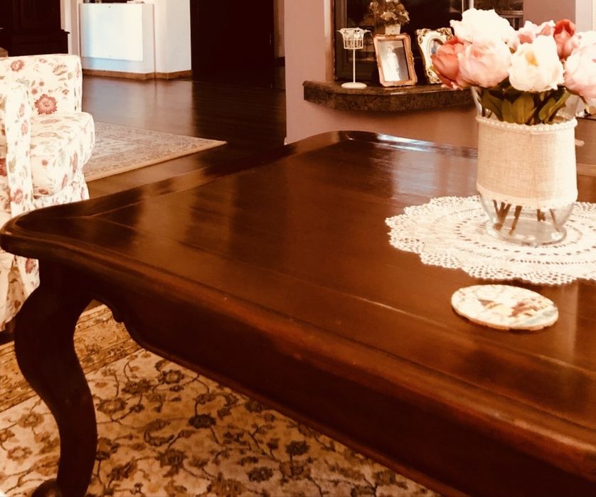 Холна ретро масивна маса