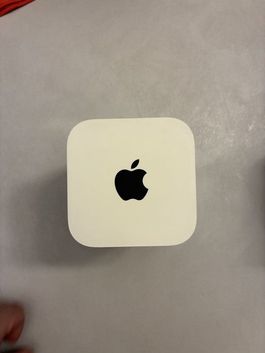 Apple Airport Time Capsule plus Stocare / perfect wifi stabil/bacup