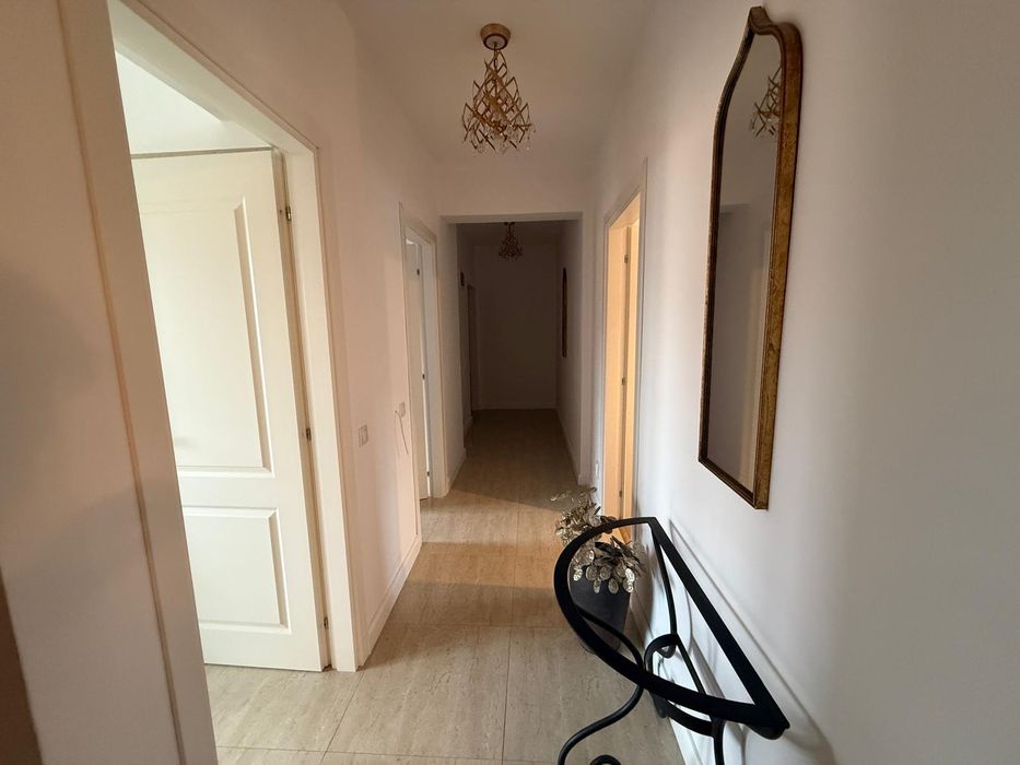 Apartament  3 camere