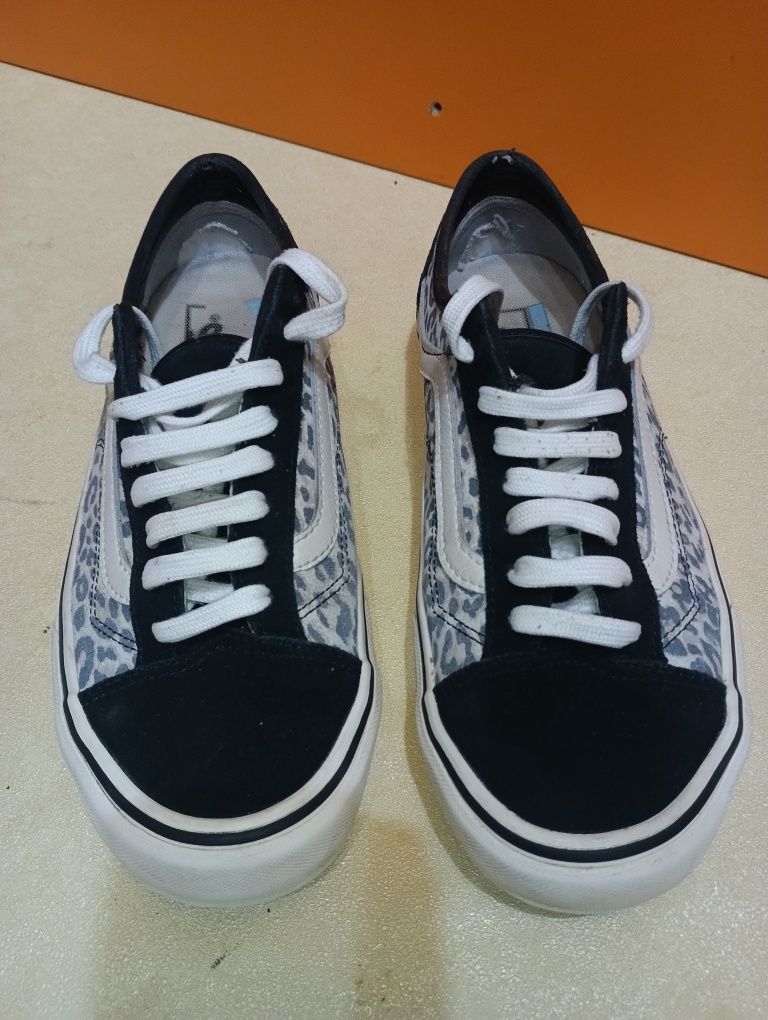 Vans N 40 кожени - 29 лв