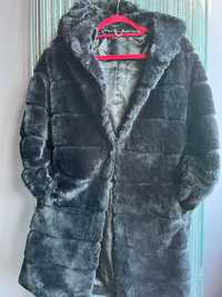Пухено палто с качулка