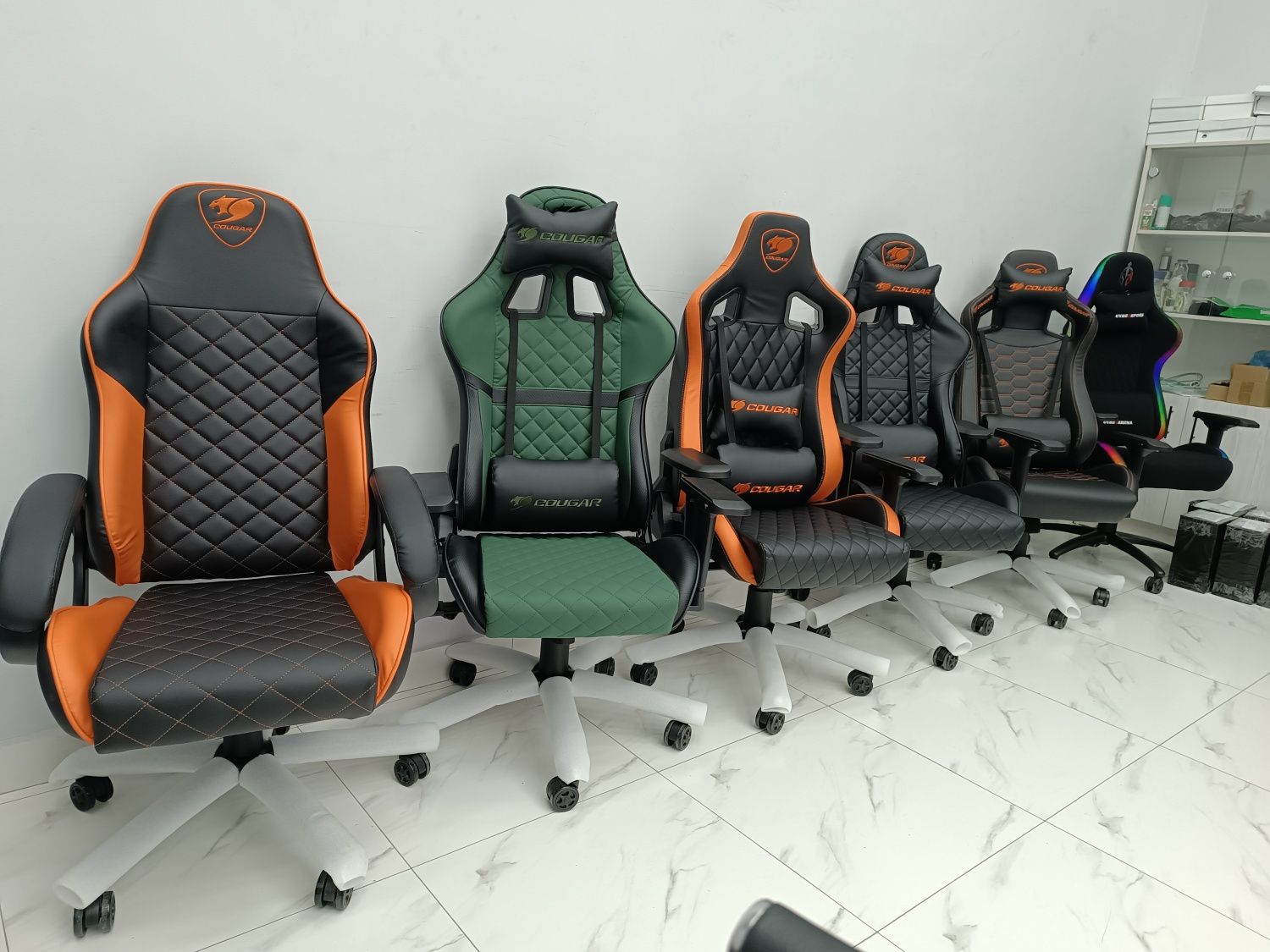 СКИДКА !!! Доставка есть , Игровые кресла GLADIATOR RGB , спортивные
