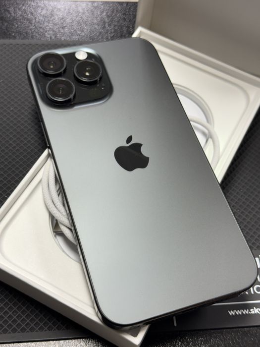 Apple iPhone 16Pro Max,Black Titanium,256GB *КатоНов*100%Battery*