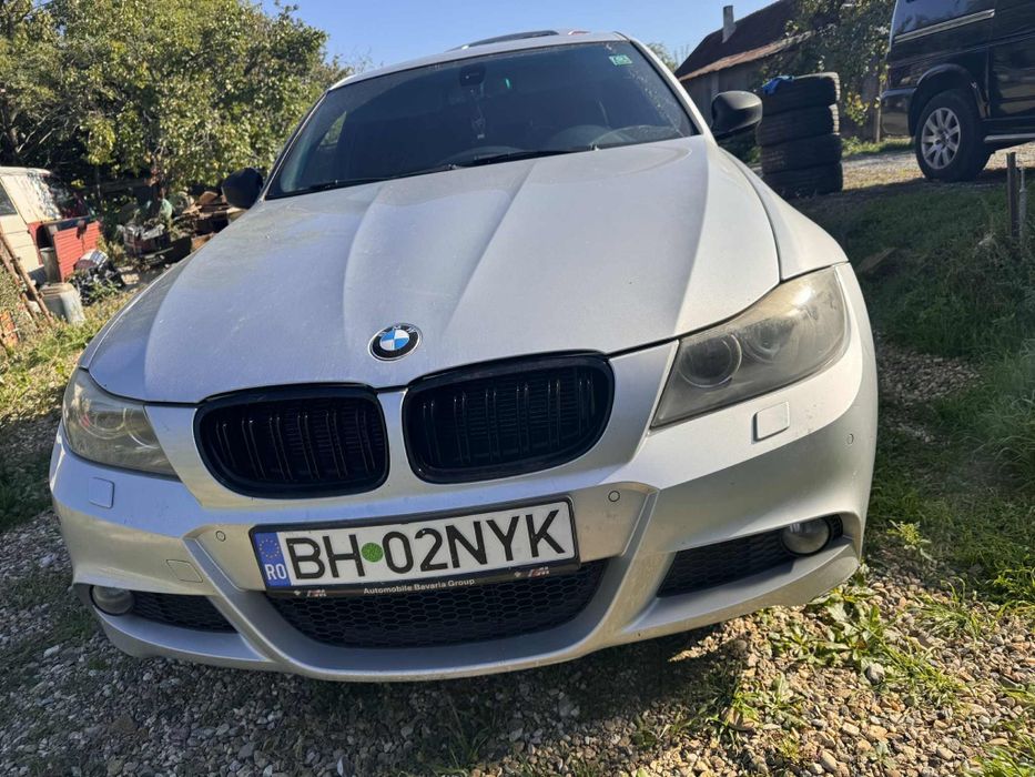 Vând BMW e90 320d