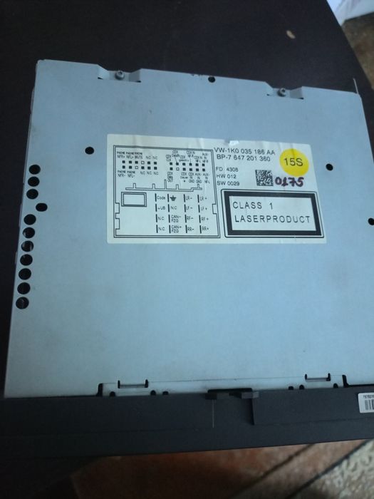 Оригинална медия RCD 310 за VW