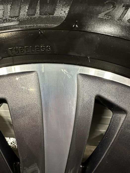 Гуми с джанти 17 за skoda superb