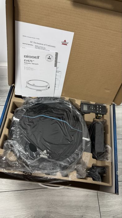 Aspirator Robot Bissell EV675 ptr podele dure si covoare, păr de anima