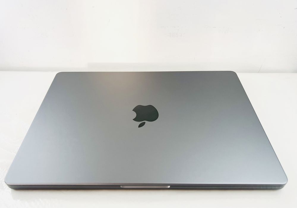 Apple MacBook Pro 14'' 2021 M1 PRO 16RAM 512SSD 24 цикъла! Гаранция!