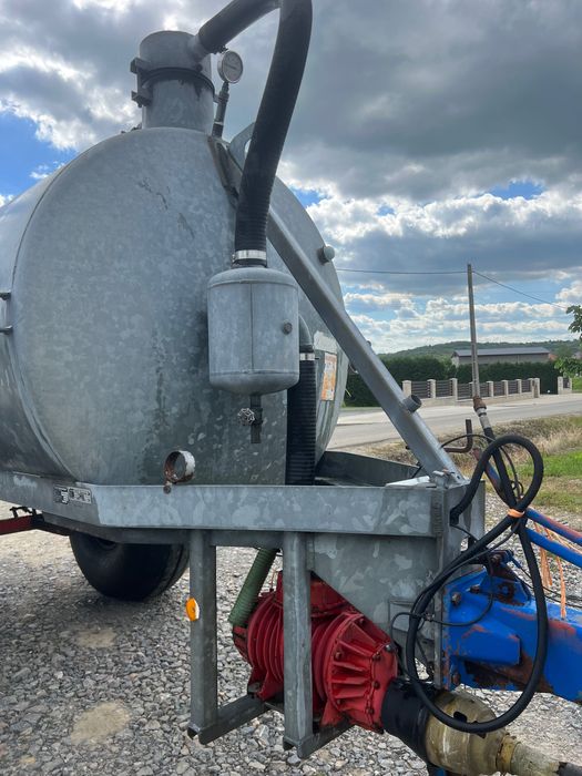 Vidanja 7000L Vakuum Tandem sau simplu