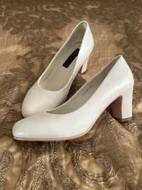 Туфли белые женские размер 36