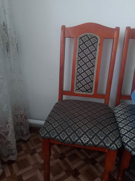 Продам стулья 5 шт