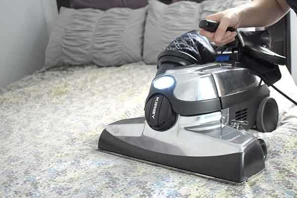 Execut curatenie profesionala la tine acasa cu Sistem Kirby