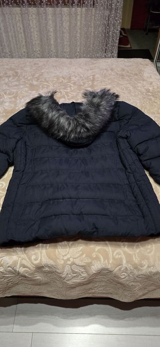 Дамска зимна шуба.