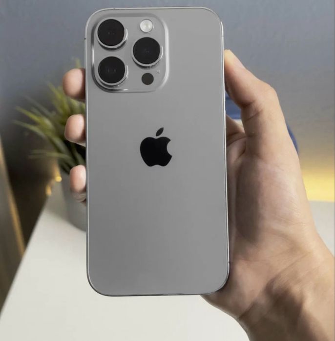 Айфон 15 про 128 натурал титан