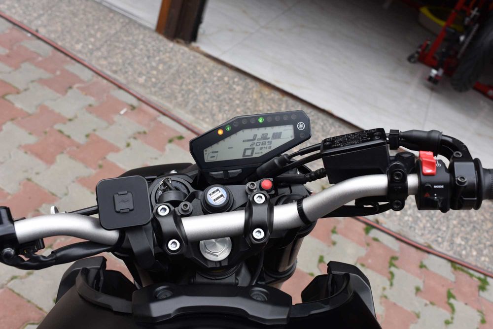 YAMAHA - MT09, 2019, 2089 km.