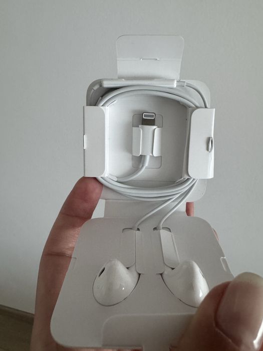 Casti Apple  originale NOI