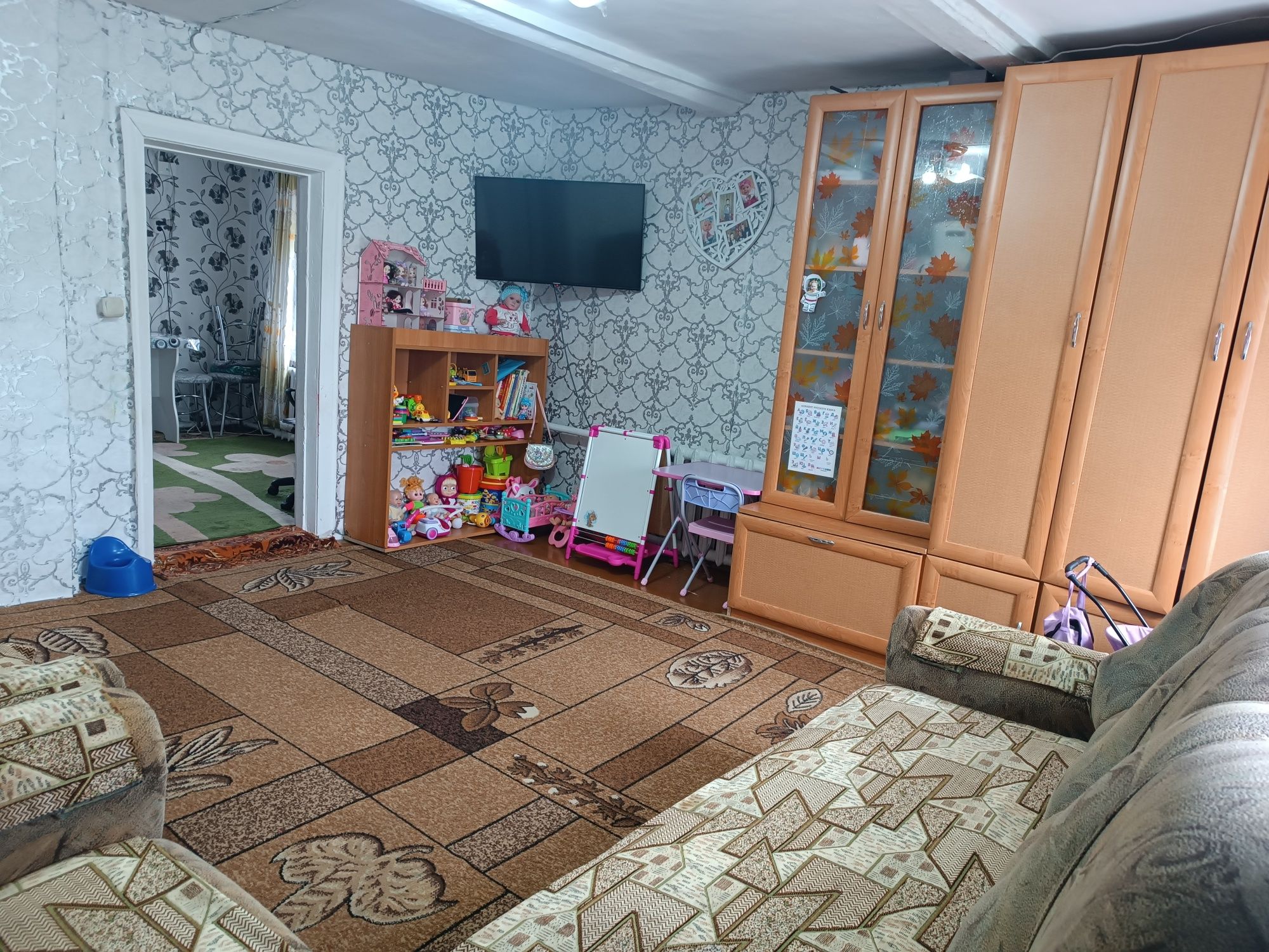 Продам дом в центре,5 минут от рынка.