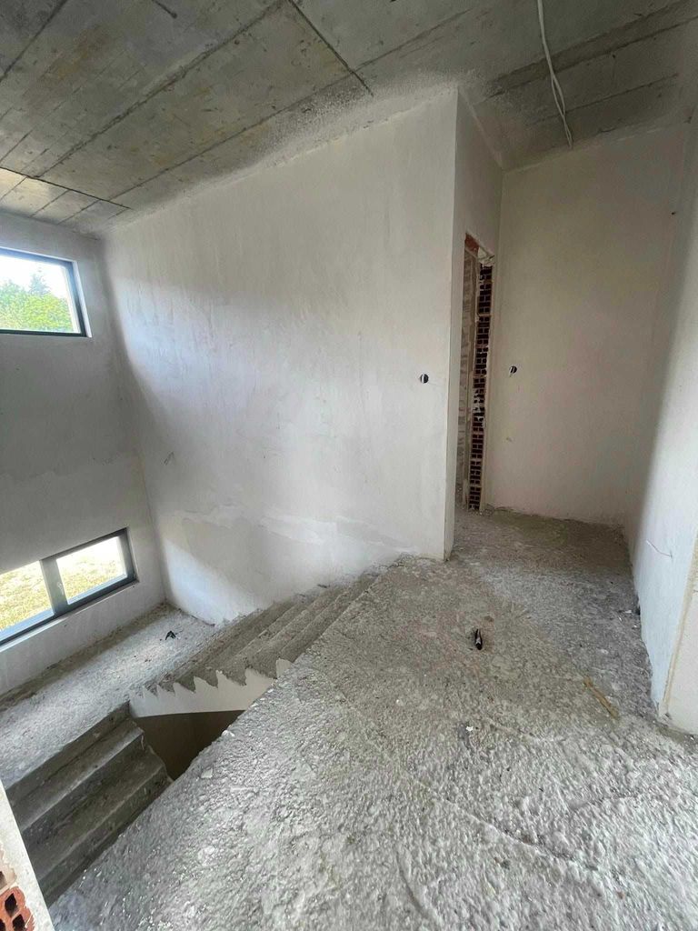 Продава се Къща в с. Старозагорски бани, Област Стара Загора - 300 кв.м за 1034 €/кв.м - Снимка #5