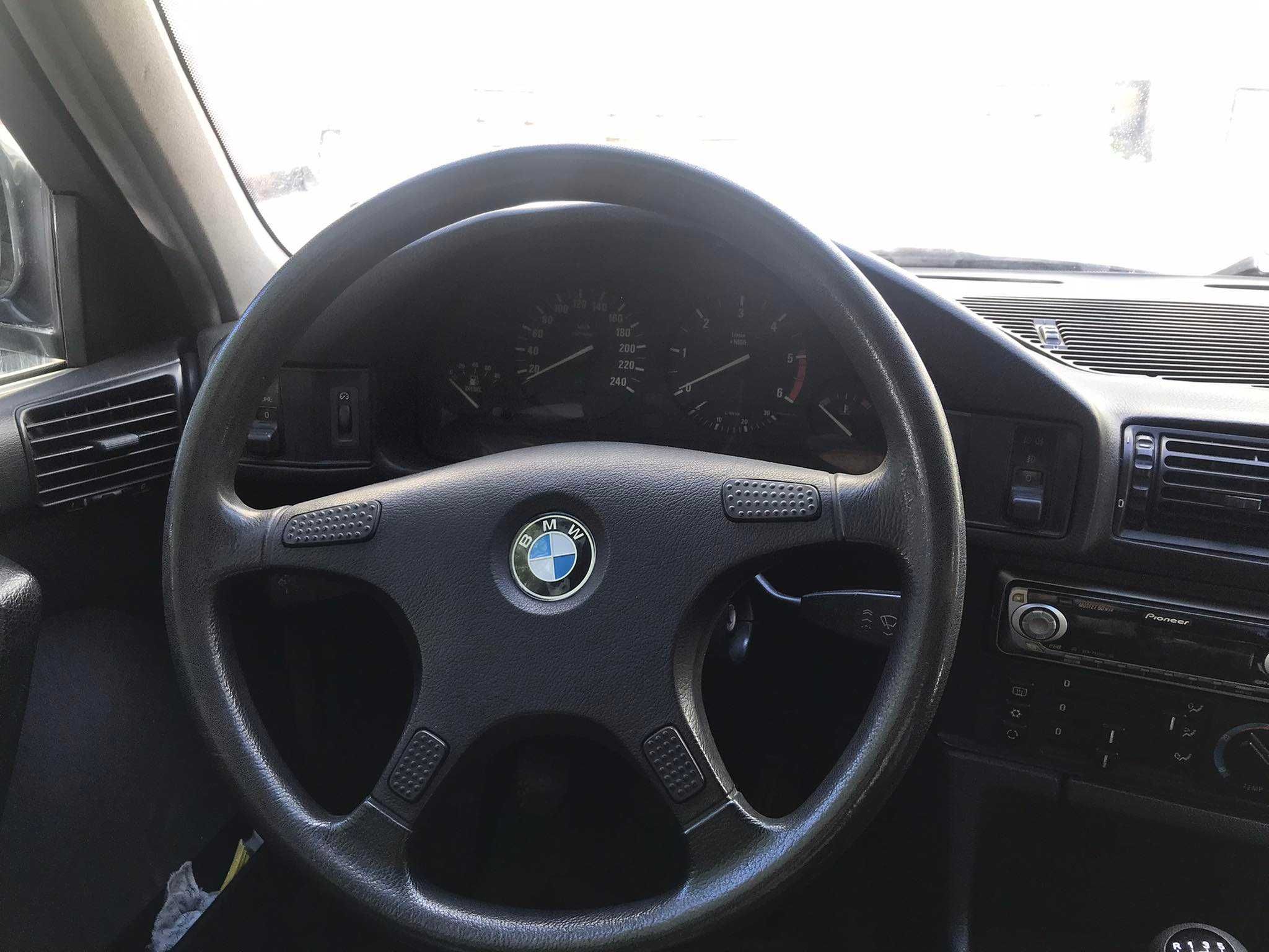BMW 524 td 116 к.с. 1992 г. седан , ръчни скорости