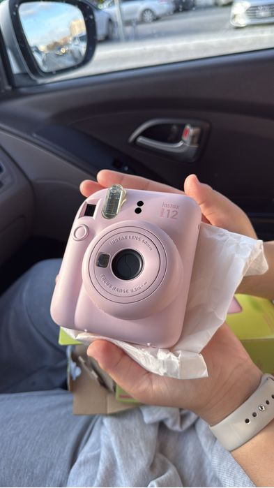 instax mini 12.