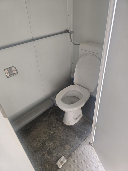 INCHIRIEZ container sanitar WC