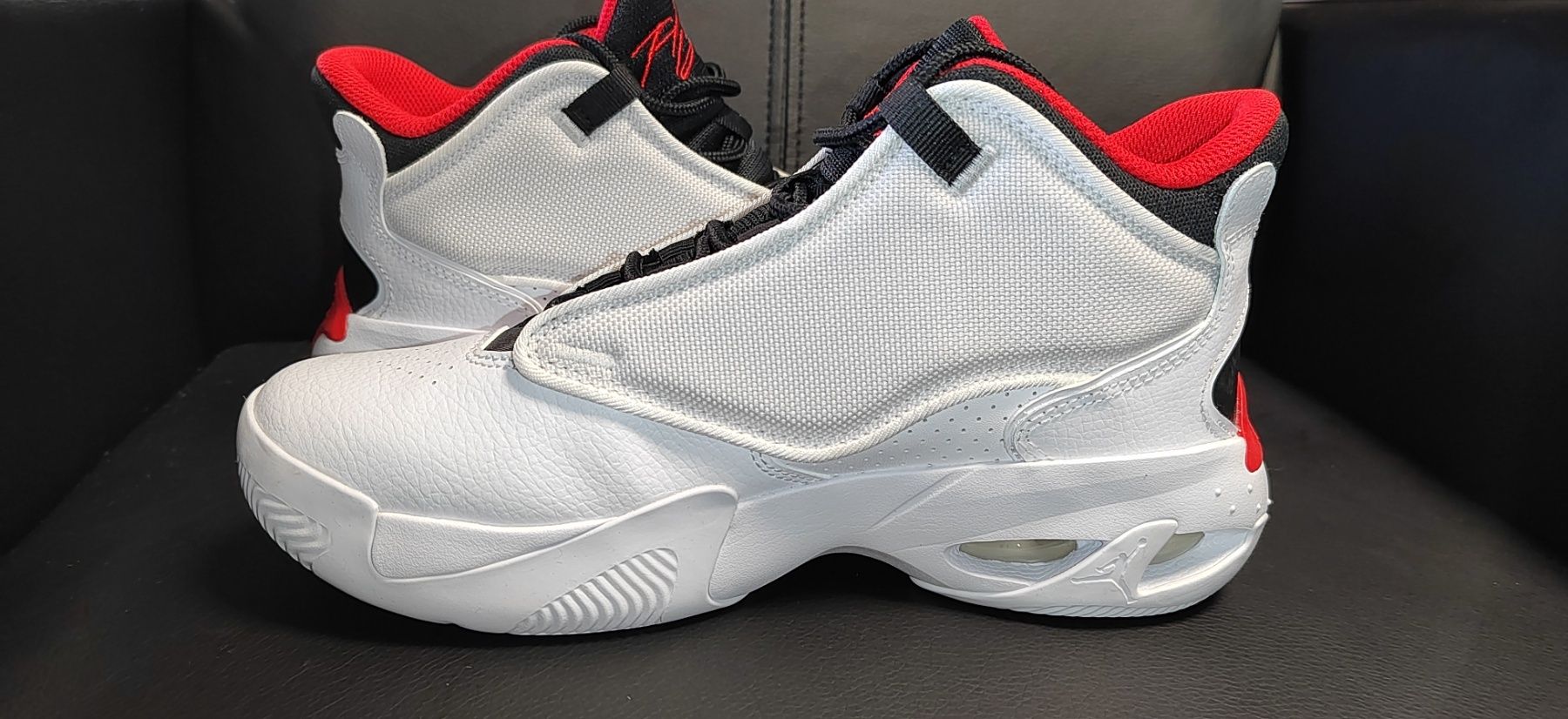 Nike Air  Jordan Max Aura 4, номер 38,5
