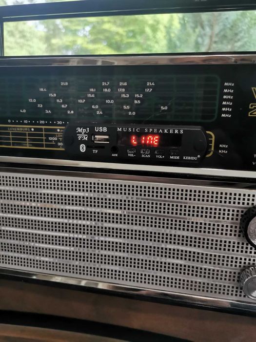 Работещо радио ВЕФ 206 с УКВ, 
блутут и дистанционно - модифицирано