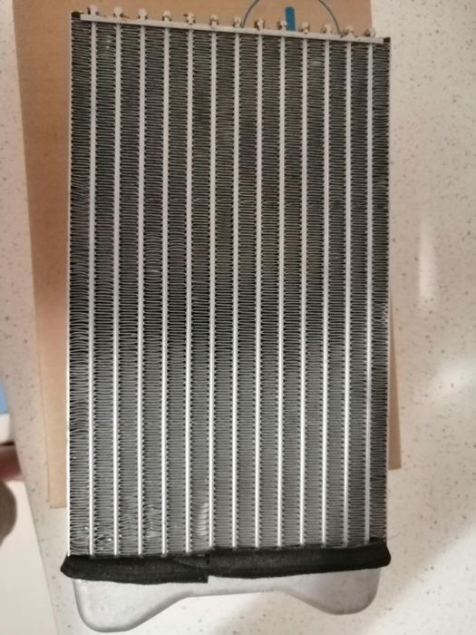 Radiator incalzire. Bord audi a4. B7
