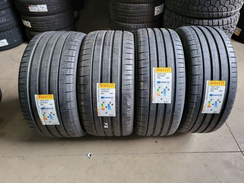 325/35/22//285/40/22 PIRELLI