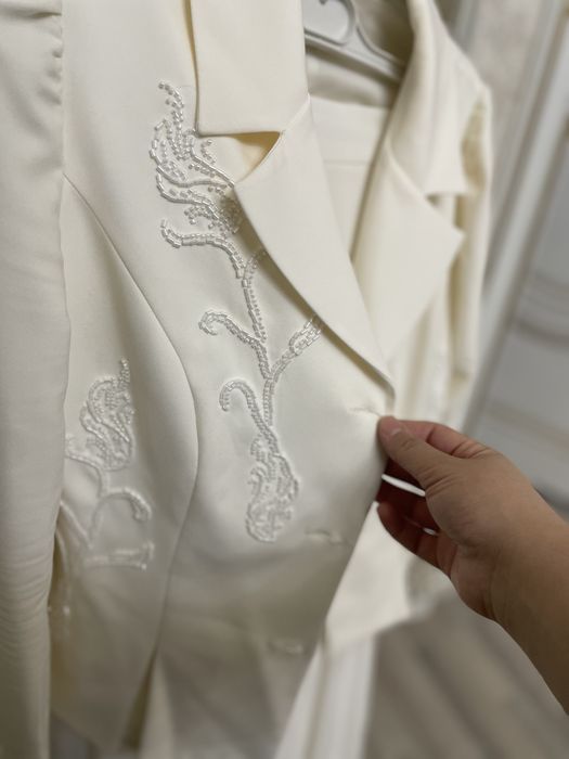 Поатье на вечер, той