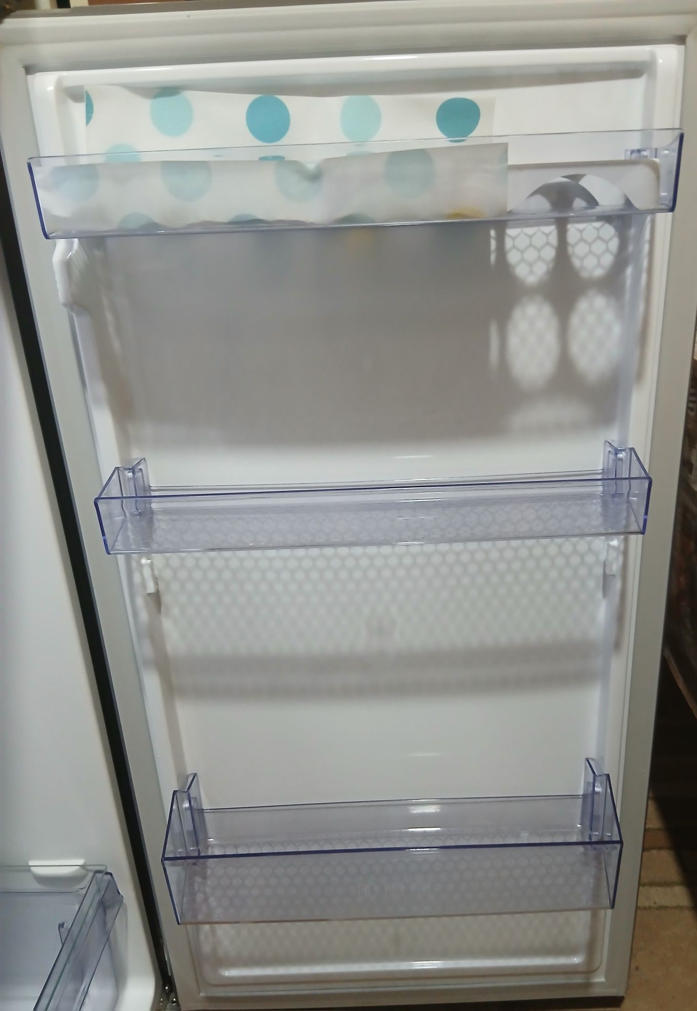 холодильник Beko
