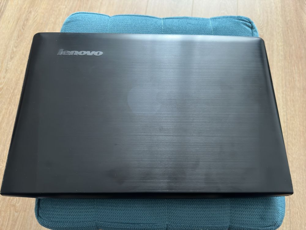 Laptop Lenovo Y510P