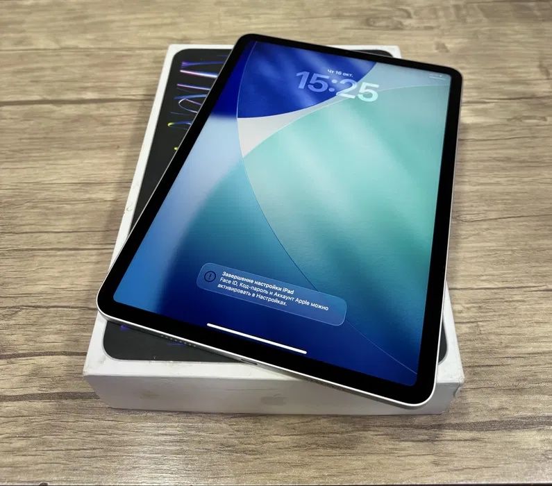 Мощный Планшет Apple iPad Pro 11\128gb Original продам срочно.Торг.